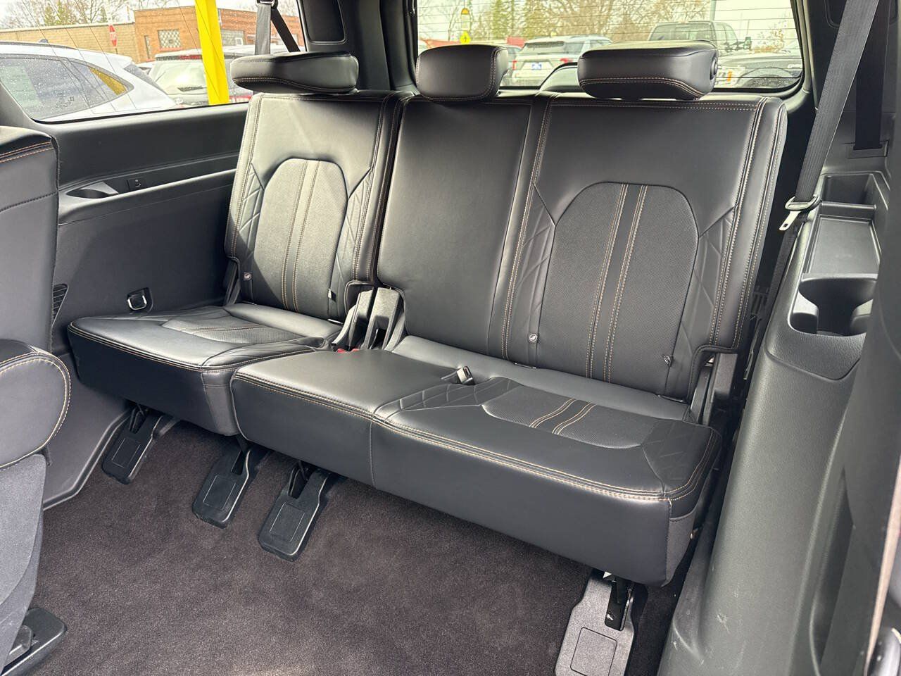 Used 2023 Ford Expedition Max Platinum AWD/4WD image 17