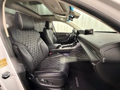 Used 2023 Genesis GV80 3.5T w/ Prestige Package AWD/4WD image 15