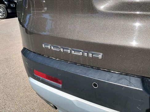 Used 2020 GMC Acadia SLT FWD image 31