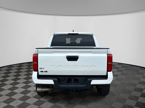Used 2024 Toyota Tacoma TRD Sport image 6