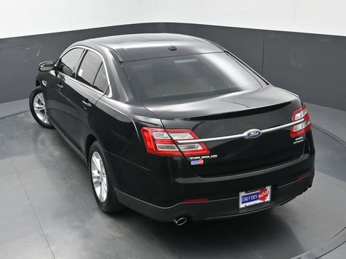 Used 2018 Ford Taurus SEL FWD image 29