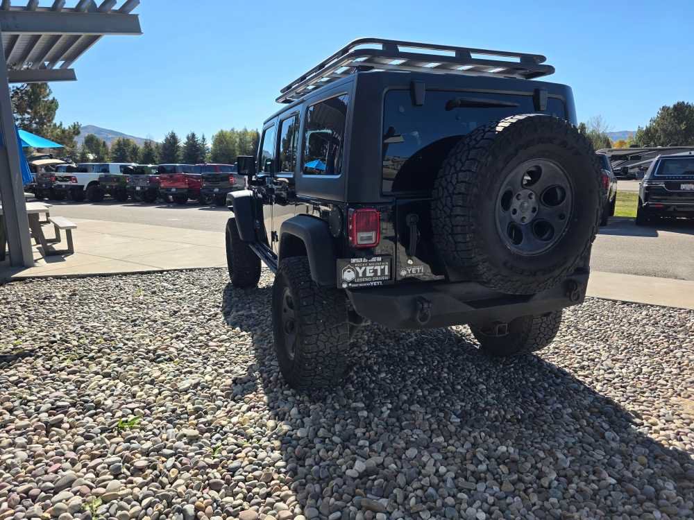 Used 2016 Jeep Wrangler Unlimited Rubicon AWD/4WD image 6