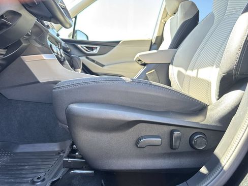Used 2019 Subaru Forester Premium AWD/4WD image 14