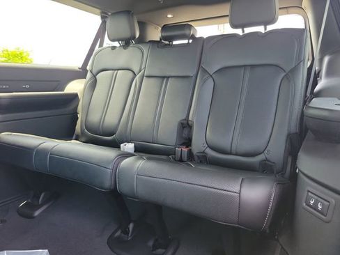 New 2026 Jeep Grand Wagoneer L Limited AWD/4WD image 11