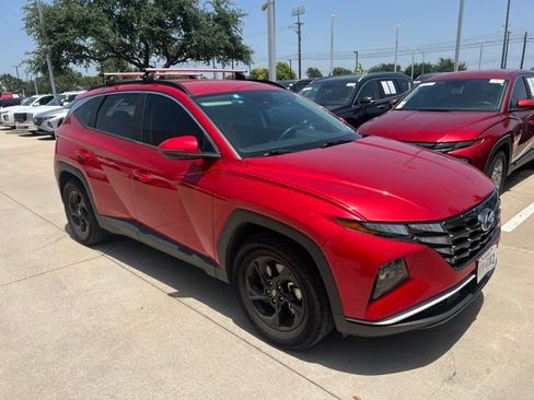 Used 2022 Hyundai Tucson SEL FWD image 2