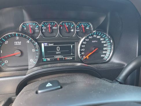 Used 2015 Chevrolet Silverado 1500 LT w/ LT Convenience Package RWD image 10