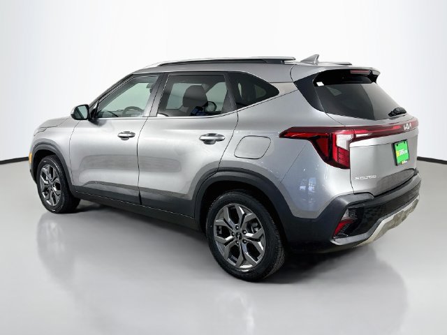 Used 2024 Kia Seltos S AWD/4WD image 7