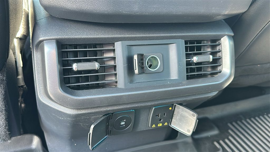 Used 2024 Ford F150 Lariat AWD/4WD image 28