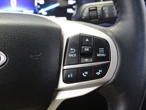 Used 2023 Ford Explorer XLT w/ Equipment Group 202A RWD image 15