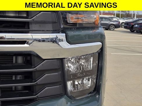 Used 2025 Chevrolet Silverado 2500 LT w/ Texas Edition AWD/4WD image 31