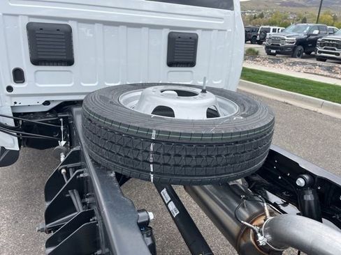 New 2026 RAM 5500 Tradesman image 15