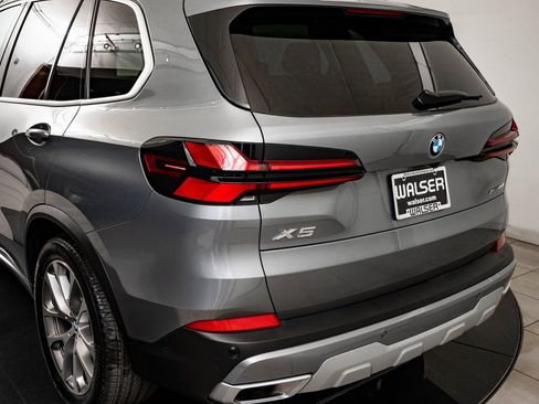 Certified 2025 BMW X5 xDrive40i w/ Climate Comfort Package image 19