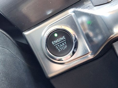 Used 2023 Ford F150 Lariat w/ Equipment Group 502A High image 21