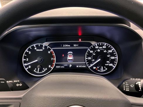 Certified 2025 Nissan Rogue S image 20