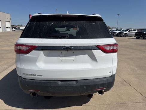 Used 2019 Chevrolet Traverse LT w/ LPO, Blackout Package AWD/4WD image 9