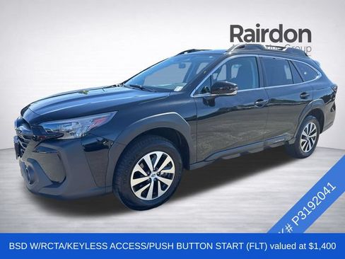 Used 2023 Subaru Outback Premium AWD/4WD image 3