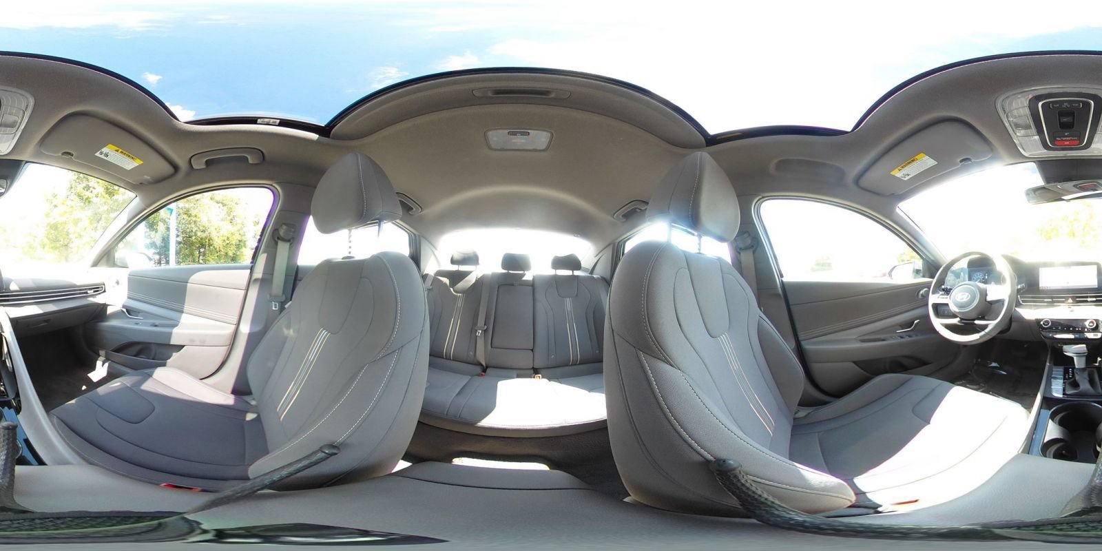 Used 2025 Hyundai Elantra SEL FWD image 43