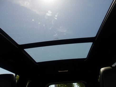 New 2025 Jeep Grand Cherokee L Limited w/ Luxury Tech Group II image 15