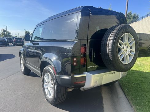Used 2022 Land Rover Defender 90 S AWD/4WD image 5