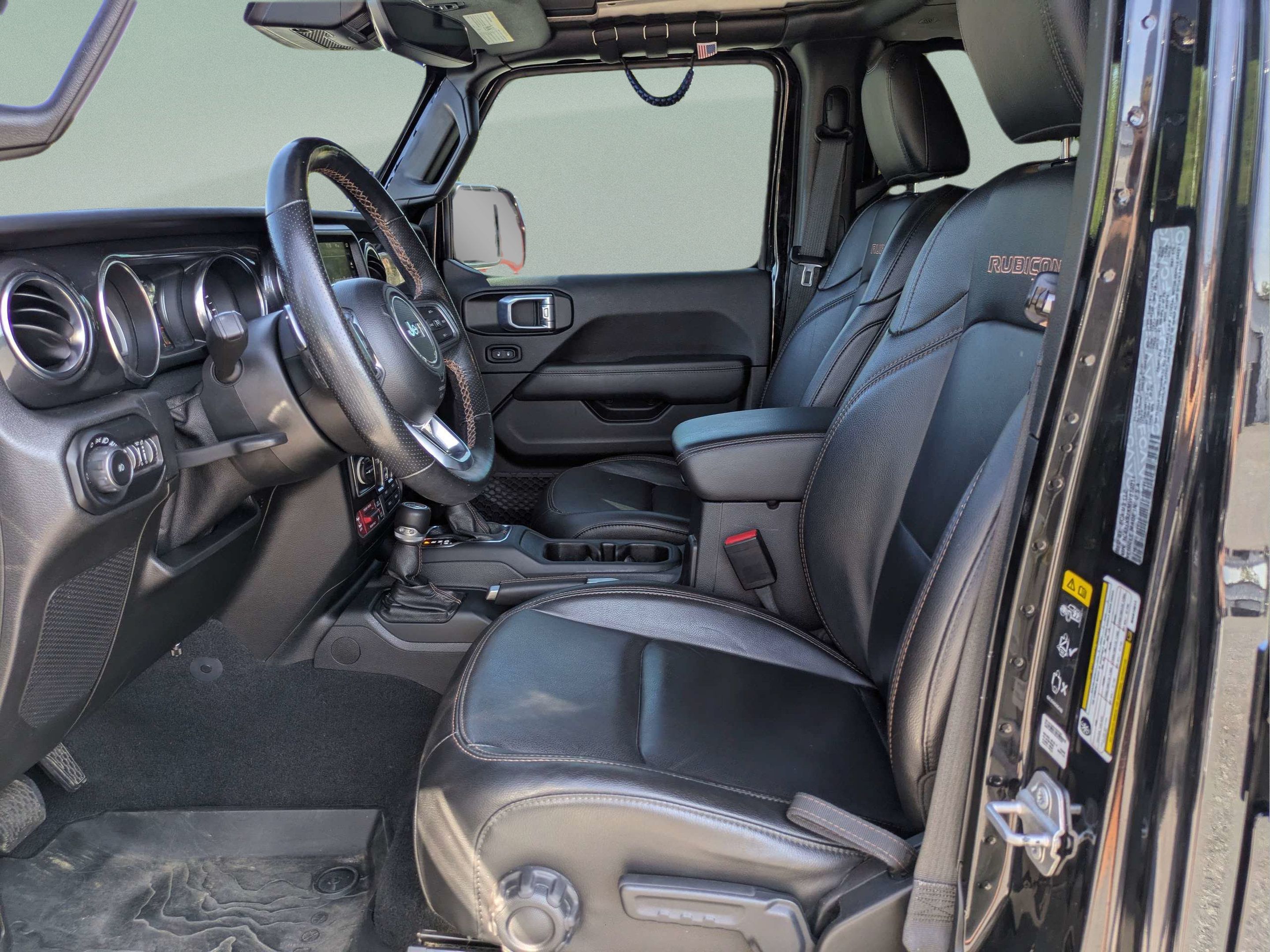 Used 2021 Jeep Wrangler Unlimited Rubicon w/ Trailer Tow Package AWD/4WD image 15