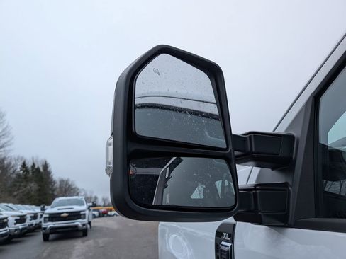 New 2025 Ford F350 XL w/ XL Chrome Package image 17