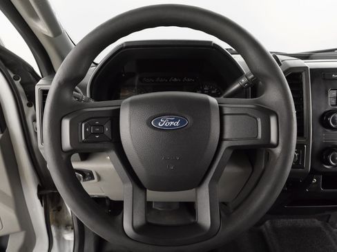 Used 2019 Ford F250 XL image 13