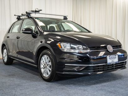 Used 2018 Volkswagen Golf SE