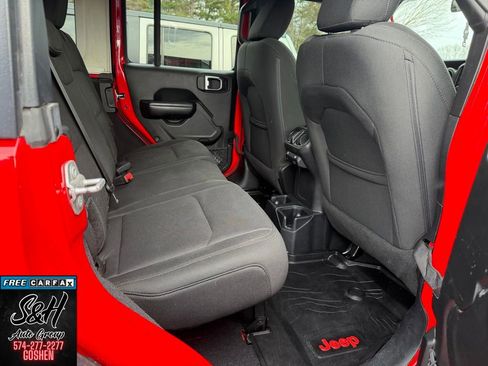 Used 2018 Jeep Wrangler Unlimited Sport S image 9