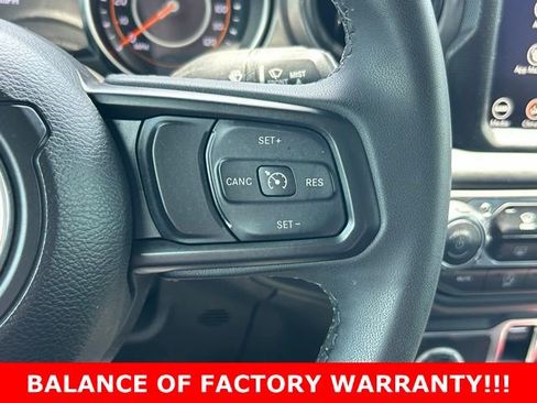 Used 2023 Jeep Gladiator Sport AWD/4WD image 22