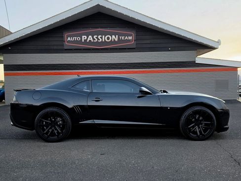 Used 2015 Chevrolet Camaro LS RWD image 6