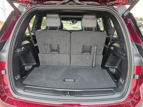 New 2025 Jeep Grand Cherokee L Altitude image 18