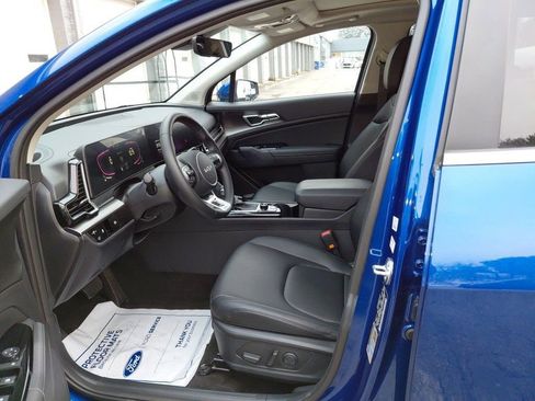 Used 2025 Kia Sportage EX w/ Premium Package image 14