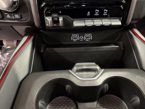 Used 2025 RAM 1500 Rebel AWD/4WD image 31
