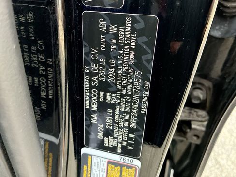 Used 2024 Kia Forte LXS image 30