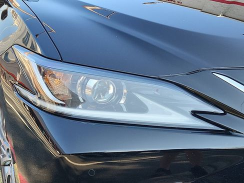 Used 2021 Lexus ES 250 w/ Premium Package AWD/4WD image 9