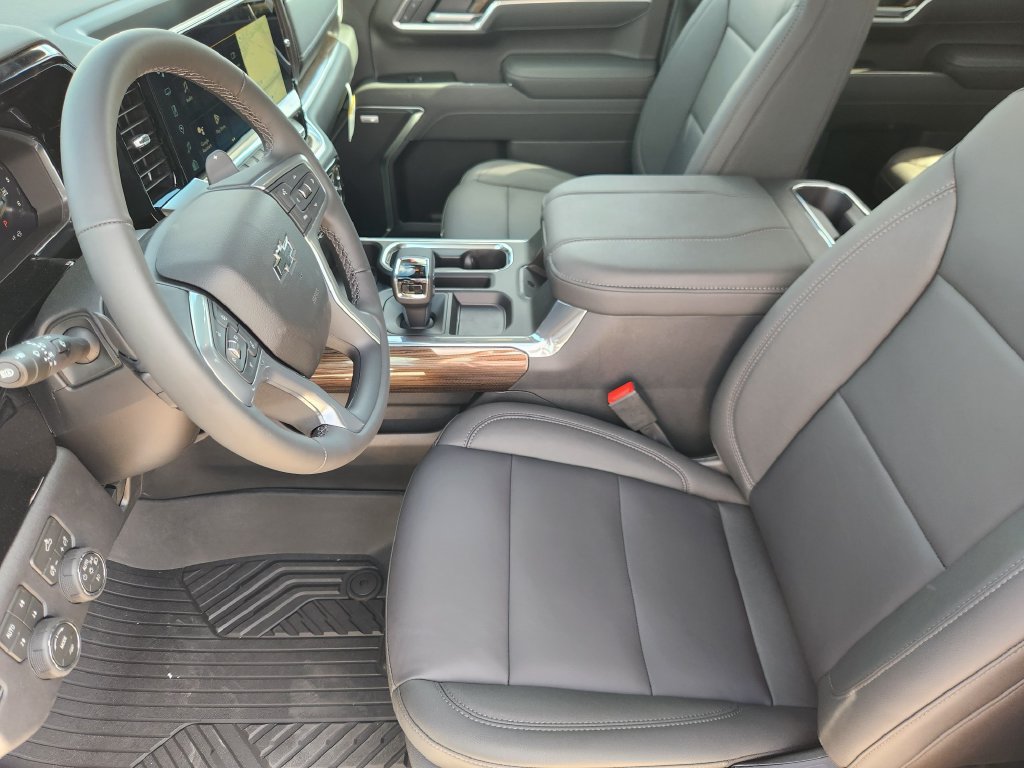 New 2026 Chevrolet Silverado 1500 RST AWD/4WD image 7