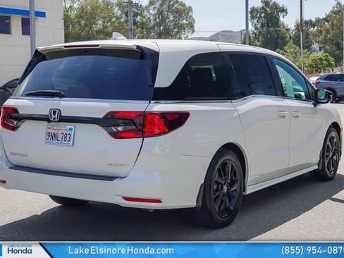 Certified 2024 Honda Odyssey Sport image 9