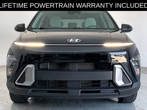 Used 2024 Hyundai Kona SEL FWD image 4