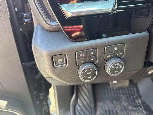 New 2026 Chevrolet Silverado 1500 RST AWD/4WD image 10