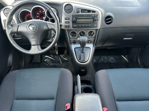 Used 2005 Toyota Matrix XR image 13