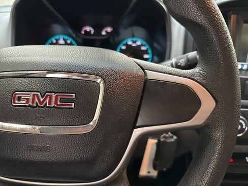 Used 2019 GMC Canyon 2WD Crew Cab w/ Convenience Package image 17