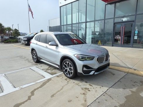 Used 2021 BMW X1 sDrive28i w/ Premium Package image 3