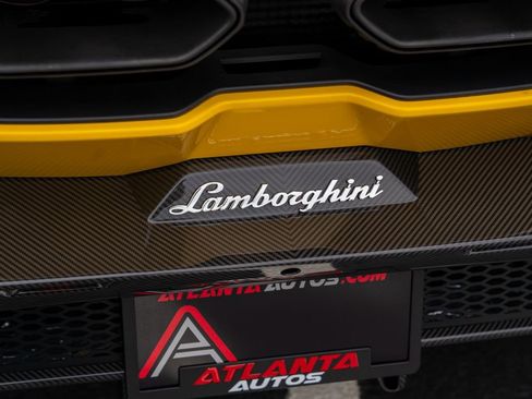 Used 2024 Lamborghini Revuelto AWD/4WD image 20