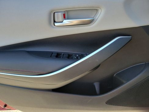 Used 2023 Toyota Corolla SE image 15