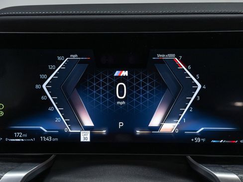 Used 2023 BMW 760i xDrive w/ Executive Package image 8