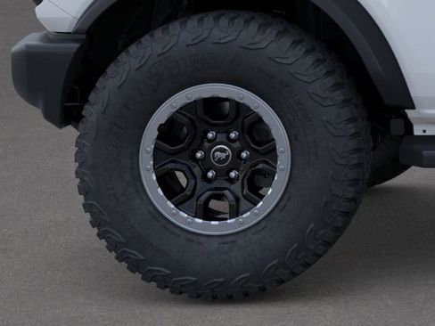 New 2026 Ford Bronco 2-Door w/ Sasquatch Package AWD/4WD image 21