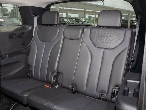 Used 2025 Hyundai Palisade SEL image 21