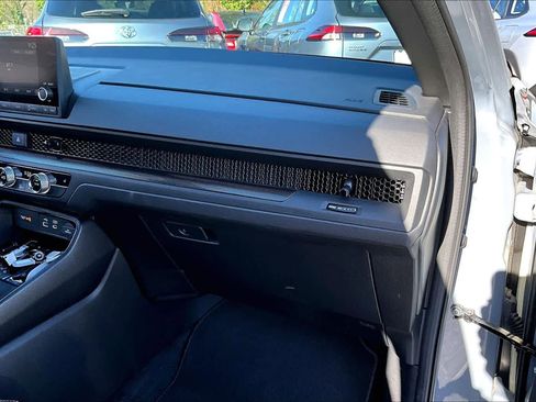 Used 2025 Honda CR-V Sport image 18