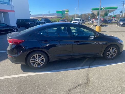 Used 2018 Hyundai Elantra SEL FWD image 12