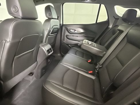 Used 2024 GMC Terrain SLT w/ Elevation Edition FWD image 29